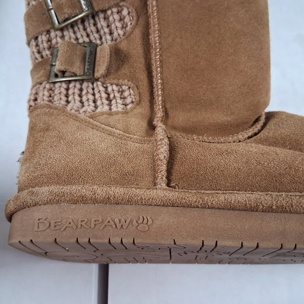 Bearpaw Boshie Youth HIckory Tan Boots Buckle size 5 Suede Sheepskin Wool Lining
